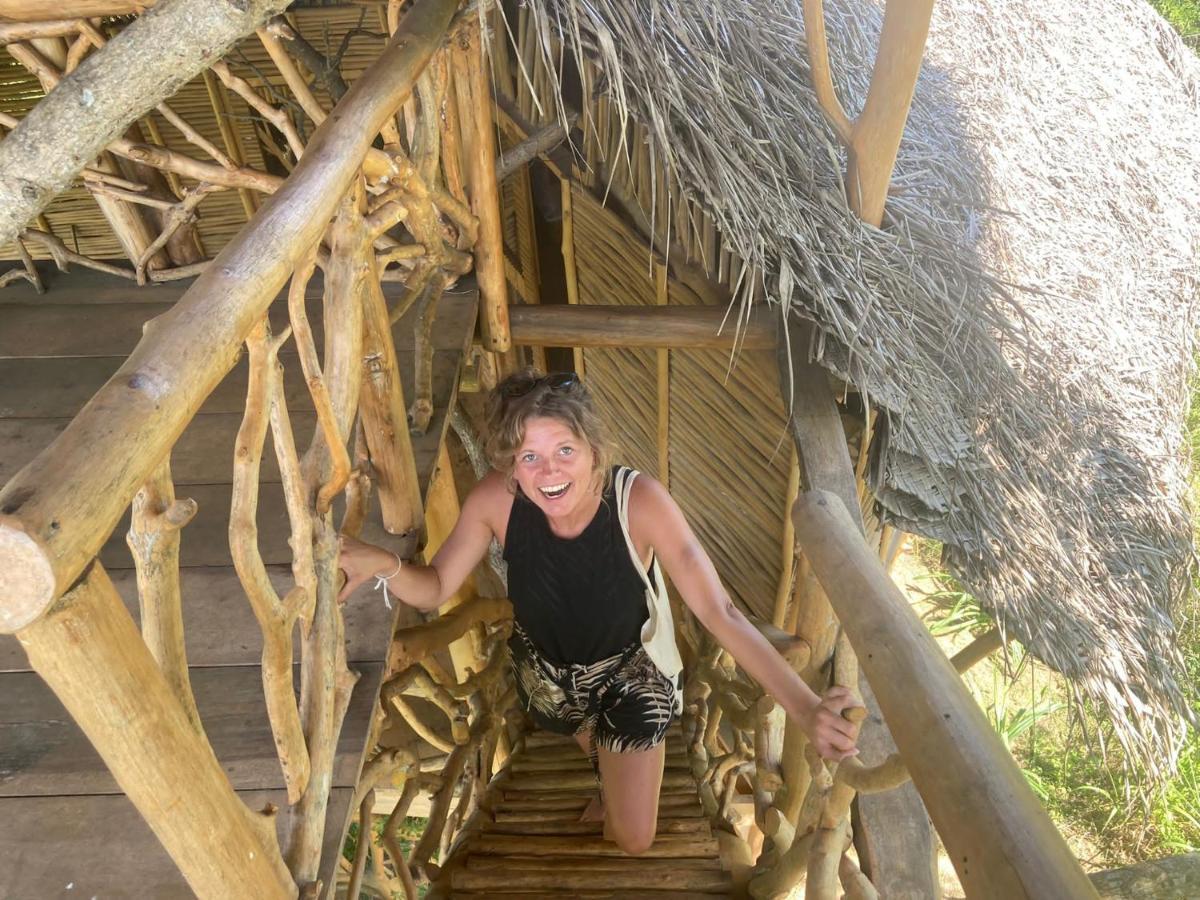 The Alpha Monkey Hotel & Tree House Тангалла Экстерьер фото